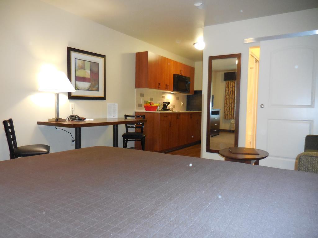 Ledgestone Hotel ヴァーナル 部屋 写真