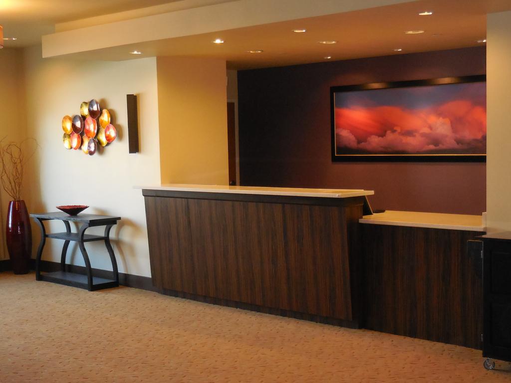 Ledgestone Hotel ヴァーナル エクステリア 写真